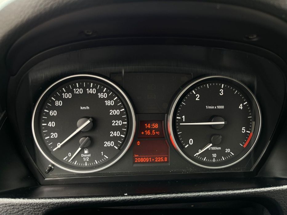 BMW X1 2014 DIESEL | 207.000 KM | GARANTIA | FINANCIAMENTO DISPONIVEL