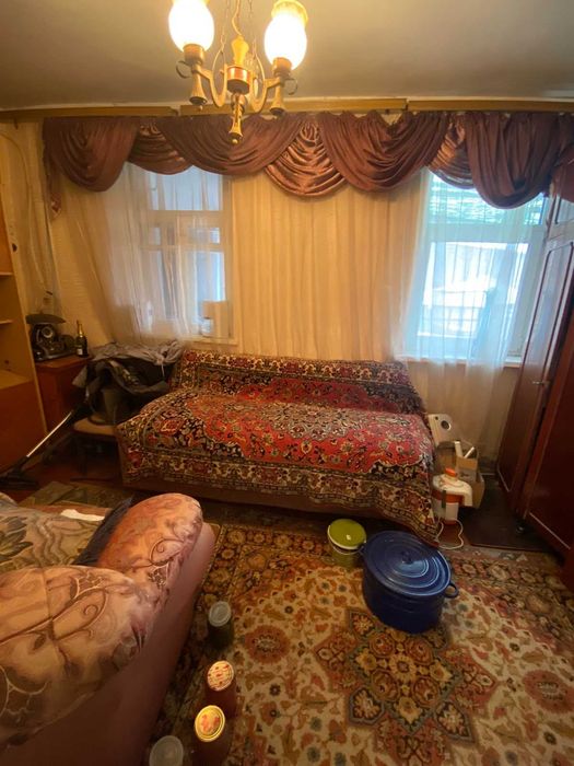 Продаж дешевого будинку з 10-ма сотками землі VS ID:29090