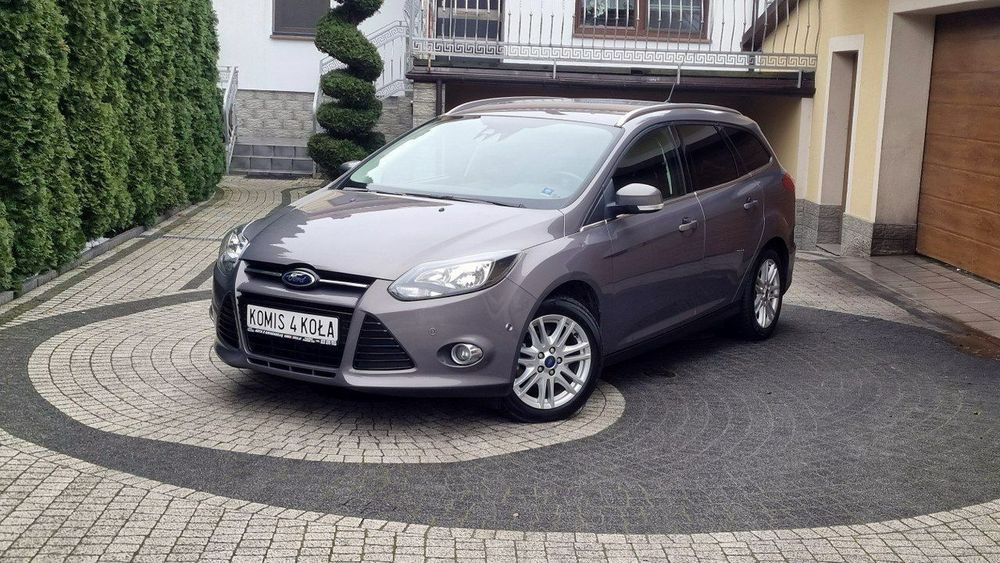 Ford Focus TITANIUM - Wzorowy Stan - Kamera - GWARANCJA - Zakup Door To Door