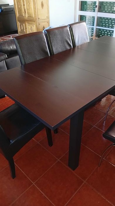 Mesa de Sala Ikea + Cadeiras