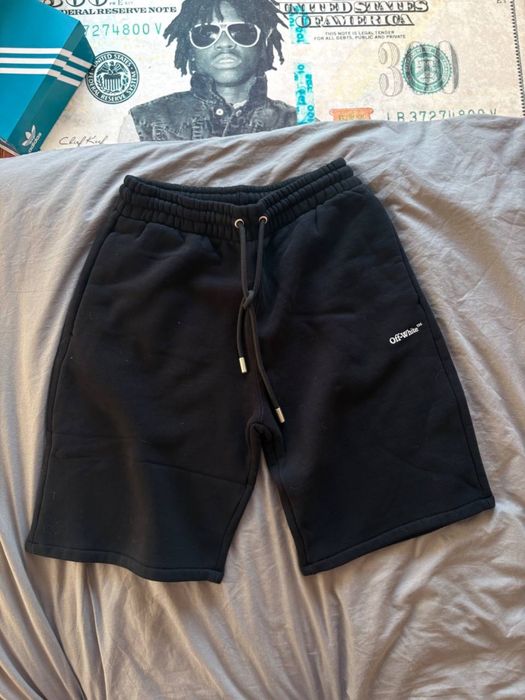 Off-white shorts/шорты