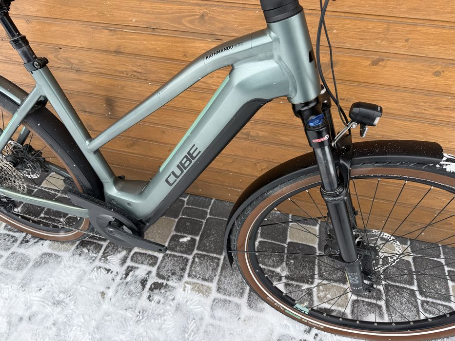Електровелосипед Cube Kathmandu