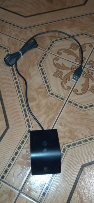 Пристрій введення інформації для компютера Logitech.