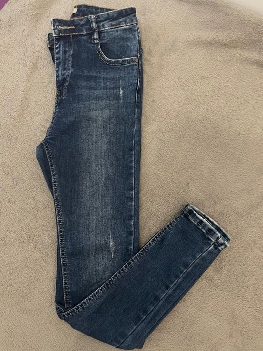 Spodnie jeansy skinny z przetarciami rozmiar 38