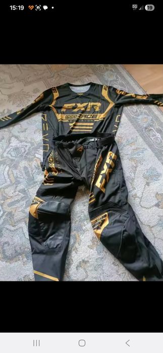 Kombinezon na enduro cross