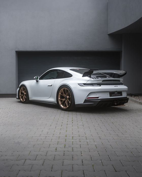 Porsche 911 GT3 - wypozyczalnia samochodow , auta premium warszawa