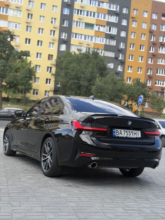 BMW 3 Series 2019 VIN WBA5R7C05LFH48132 фото оголошення 9 з 24