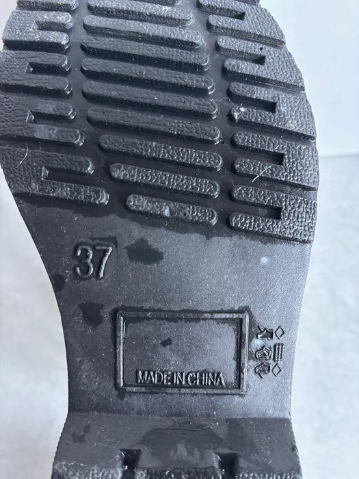 Krótkie kalosze sznurowane, glany, 37