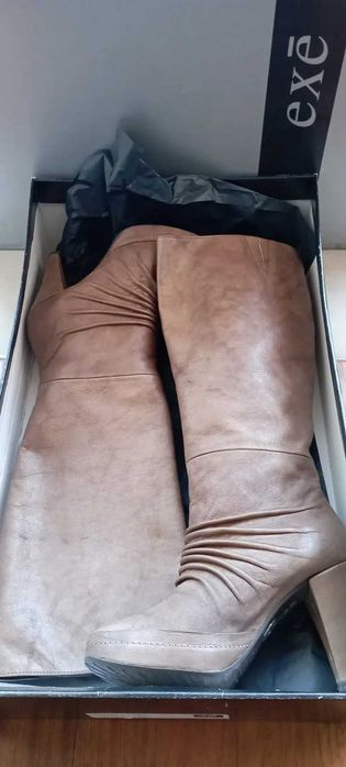 Botas Exē 35, Camel