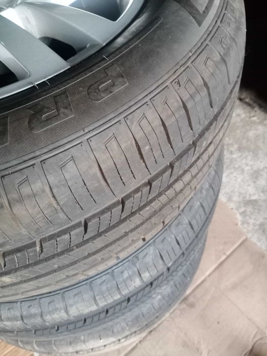 Резина 215/65/R16 Prinx Hicity HH2 2021г 7,5 мм. шины