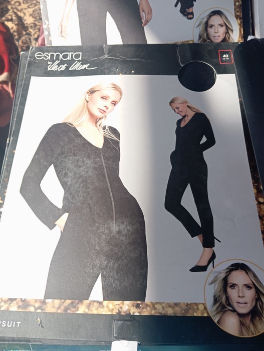 Продам жіночий комбінізони ,сарафани