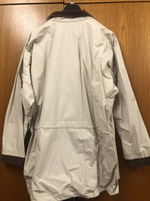 Parca / gabardine bage nova