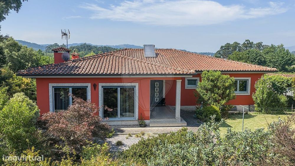 T4 Detached House for Sale