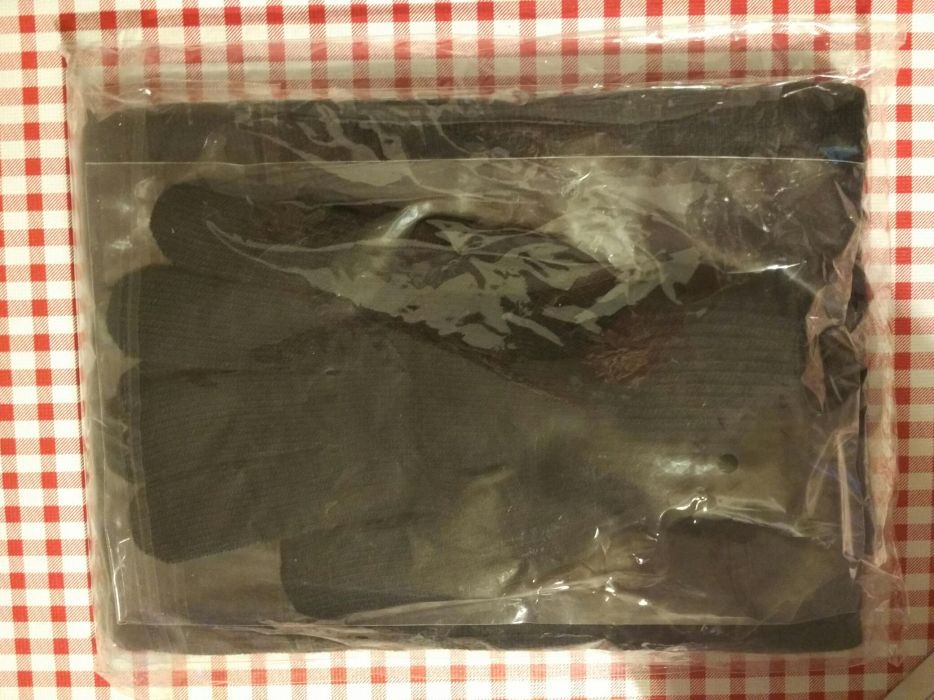 Cachecol e luvas Novas da Oriflame