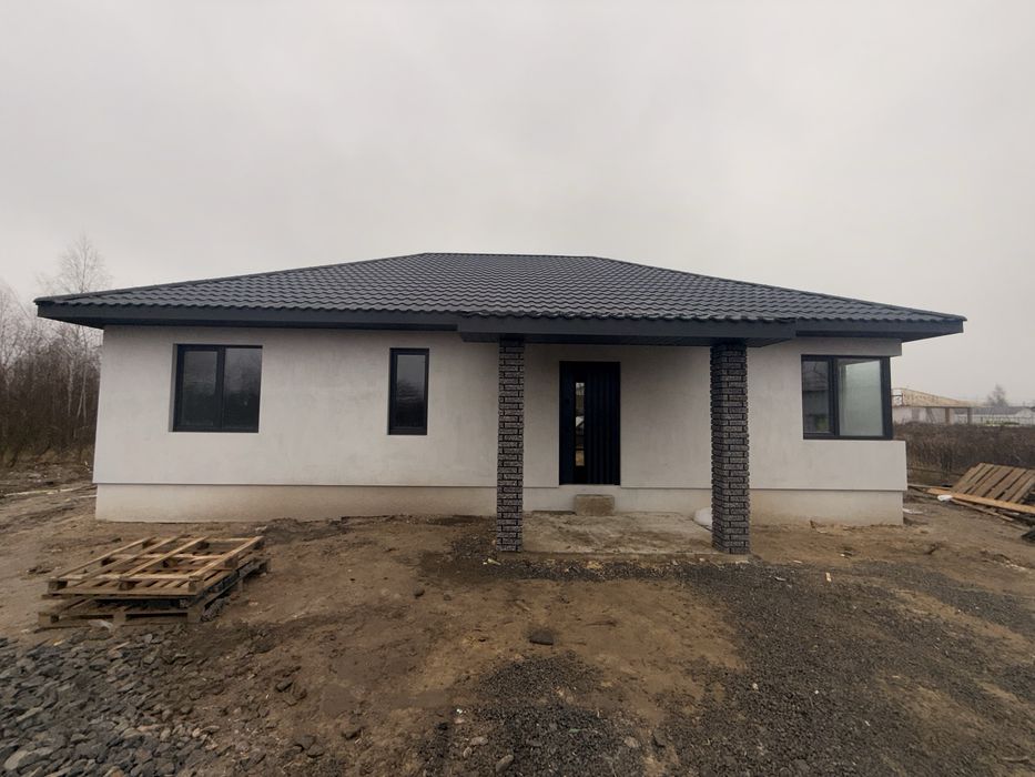 Сучасний будинок у Житомирі