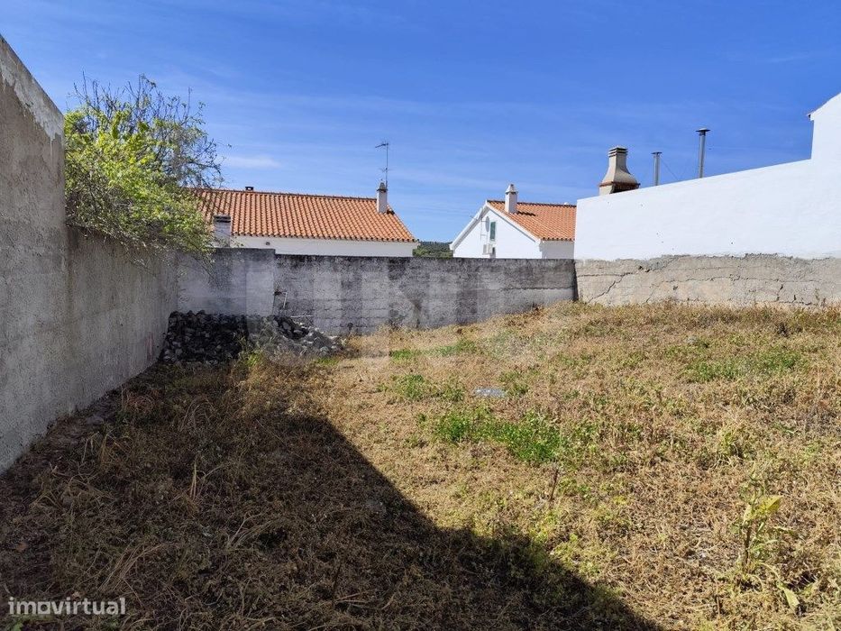 Terreno Urbano em Alqueva - Oportunidade Única para Habitação ou Tu...