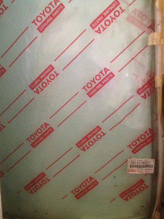 Скло вітрове лобове Toyota 56111-95417