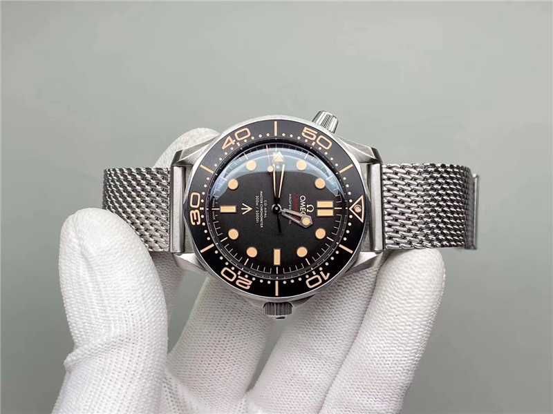 Годинник автоматичний OMEGA seamaster Bond `007