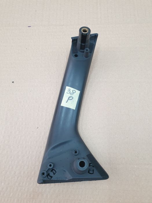 rączka drzwi prawych  volvo V70 XC70 S60 NR 38 przedlift