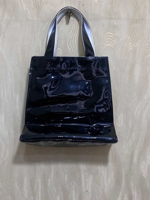 Сумка лаковая Harrods