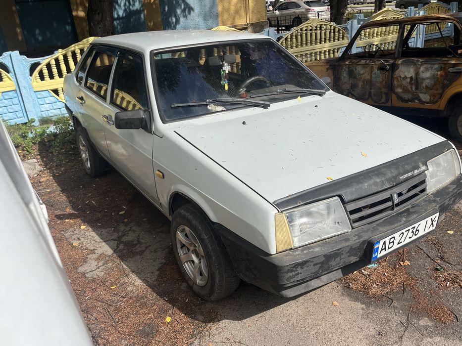 Продам ваз 21099