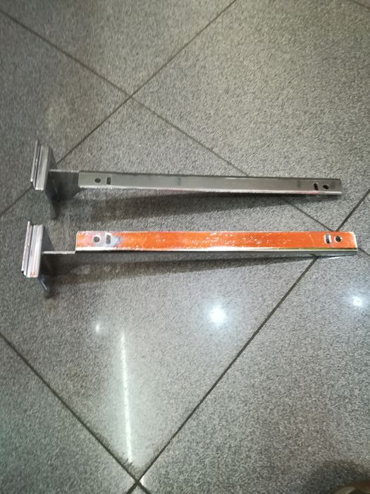 Poleias em alumínio