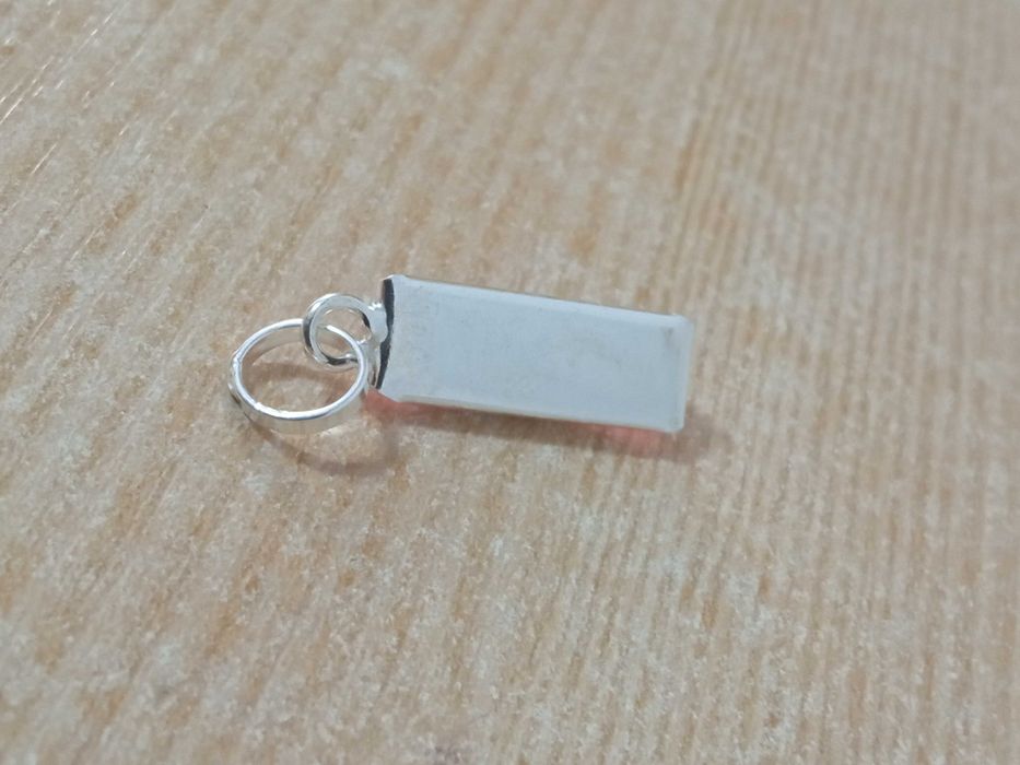 Zaweszka różowa Uleksyt 2,7 cm Damski wisorek ze srebra Sr 925 W