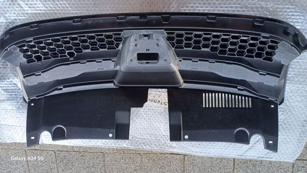 Grill atrapa dacia Logan ll nowy