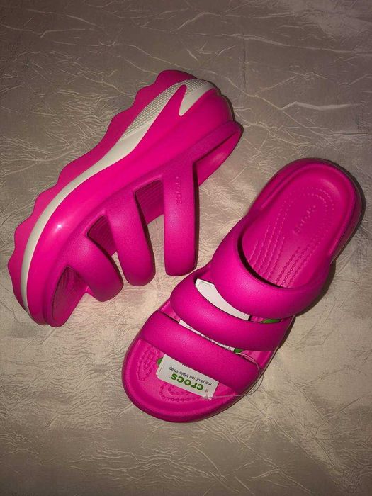 Crocs  Mega Crush. Оригінал. Нові. W7 європ. 37/38
