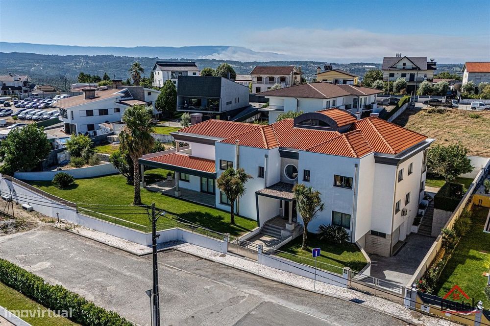 Moradia Isolada V6 com piscina em Viseu
