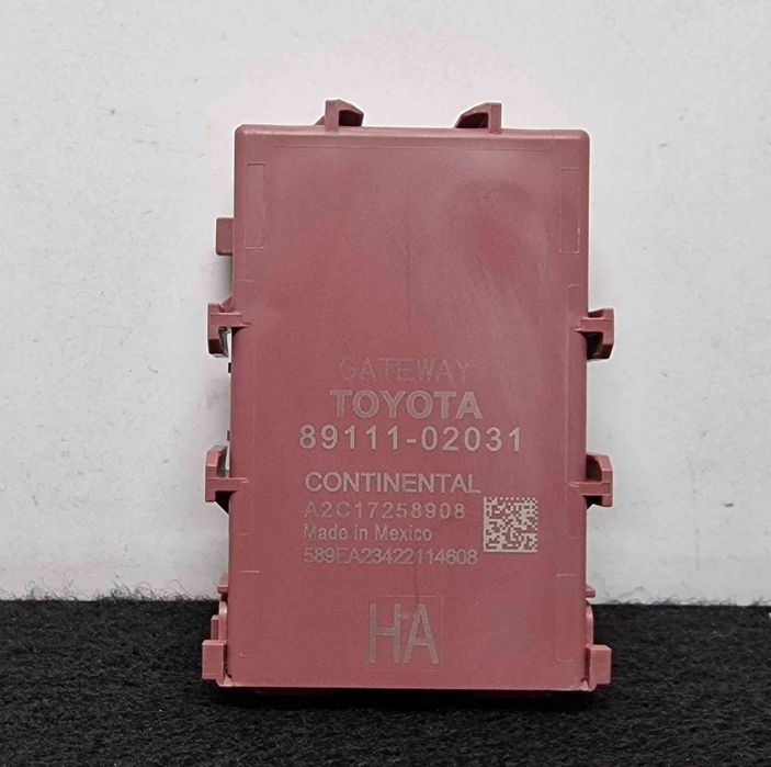 Módulo Eletrónico 89111-02031 - TOYOTA COROLLA Combi