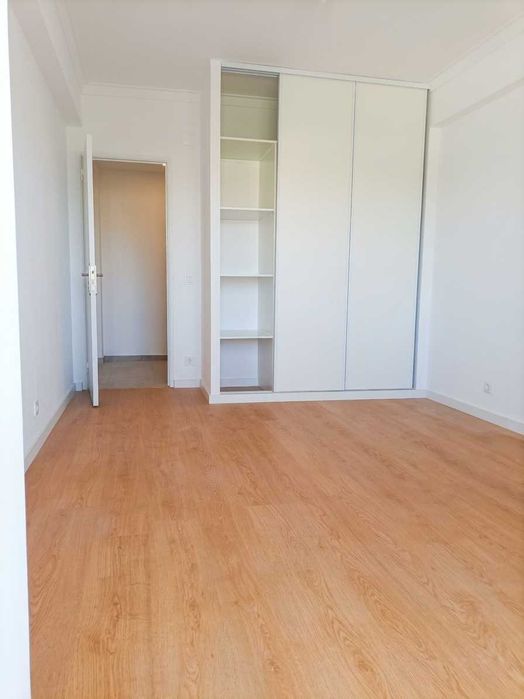 Apartamento T2 na Sobreda – Perto do Fórum Almada e Lisboa