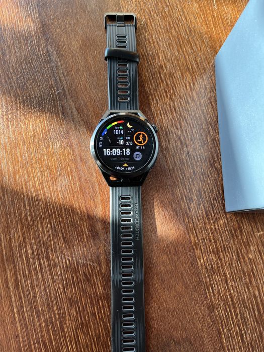 Smartwatch Huawei GT Runner
