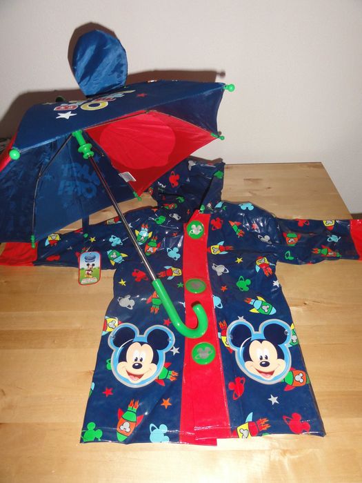 Chapéu de chuva + gabardine impermeável Mickey Mouse