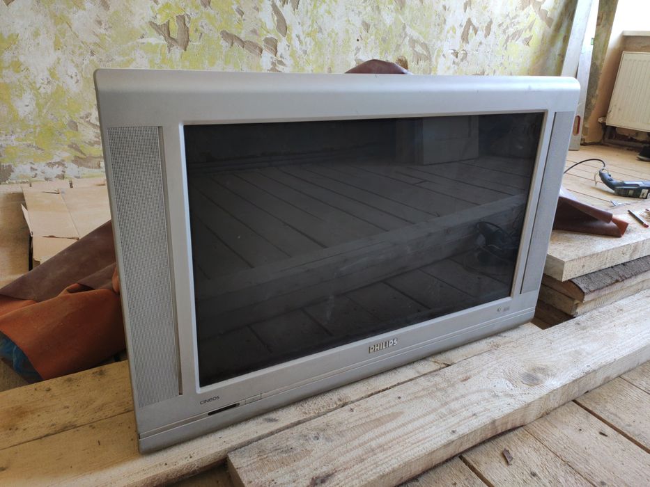 Philips Cineos 32