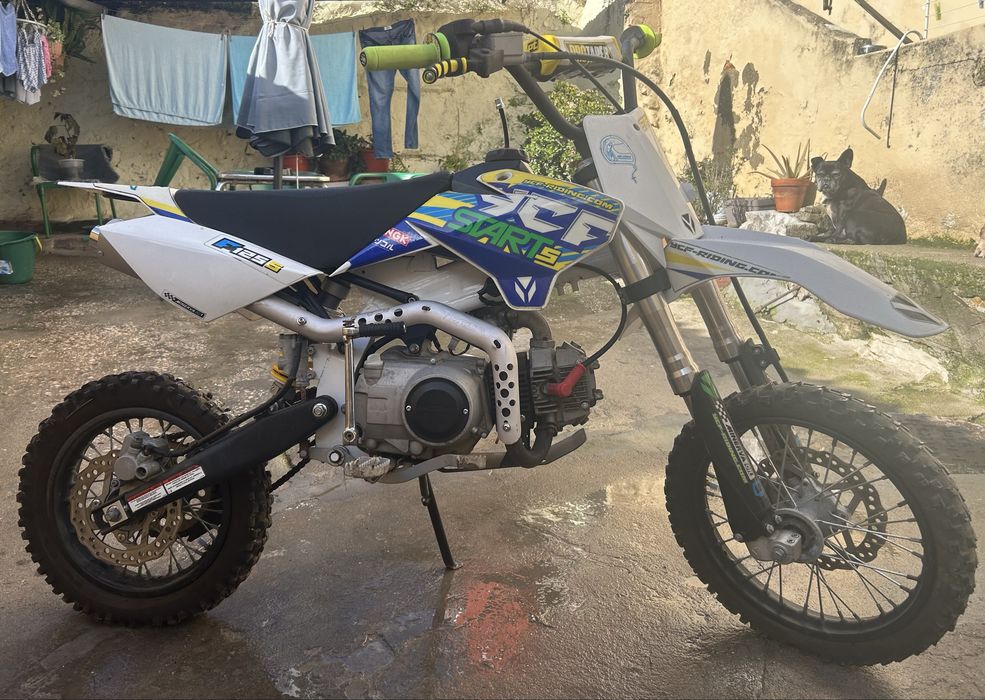 Troco Ycf 125cc start por mota 125cc matriculada