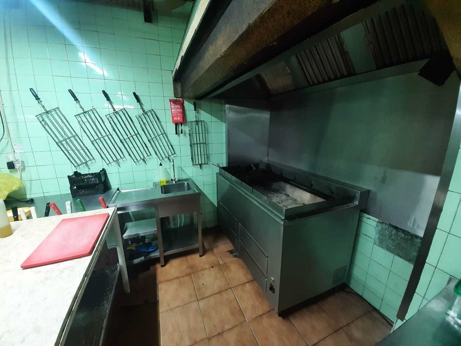 Restaurante cafetaria bar ativo venda trespasse  negocio nova gerência