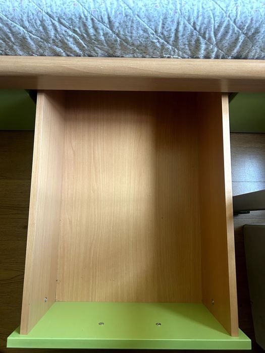 Cama de Solteiro com 4 gavetões (colchão incluído)
