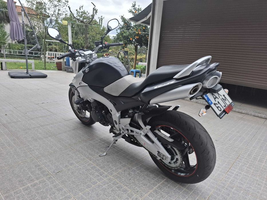 Suzuki GSR 600 de 2008