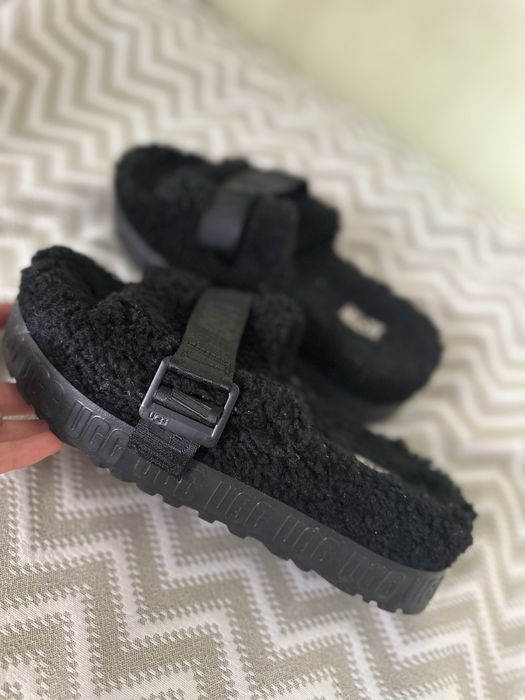 Шльопанці Ugg 39р 25см