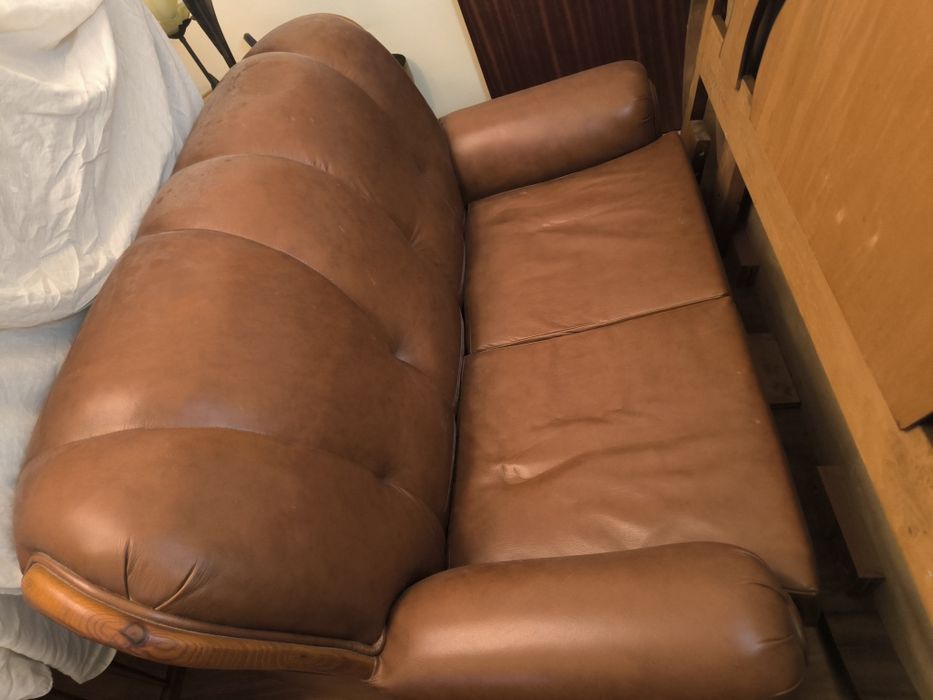 Sofás antigos pele