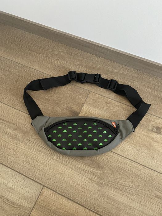 Nerka szara ze skórzanymi wstawkami OLX