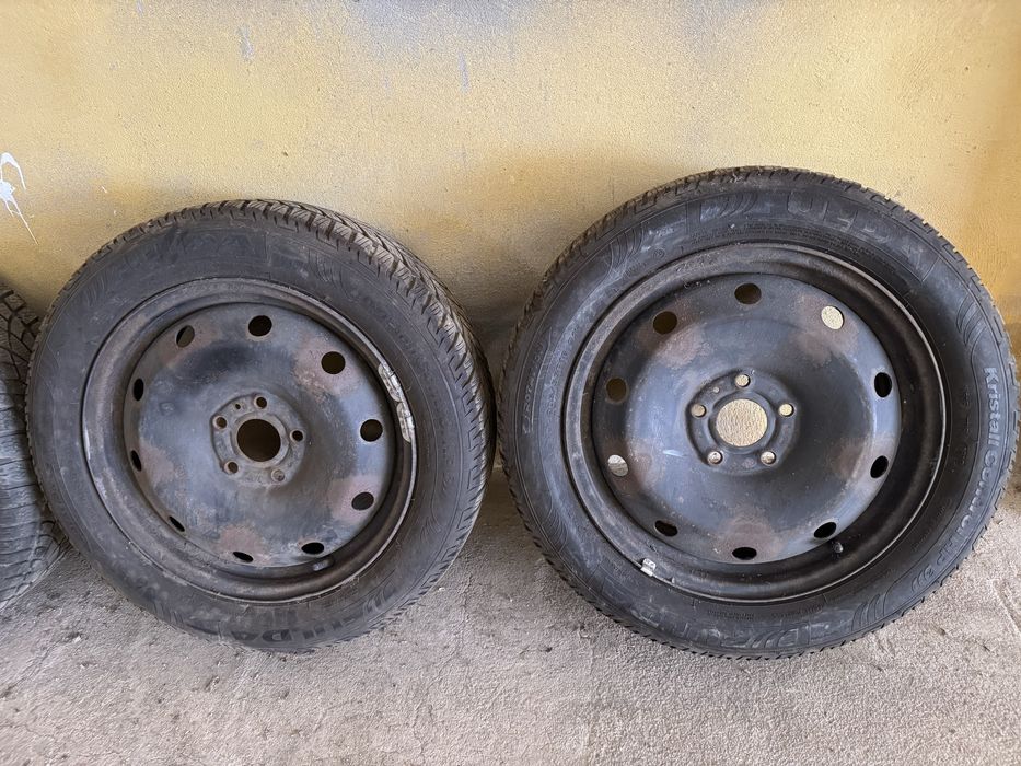 Jantes de 16" com furacao 5*108 com pneus