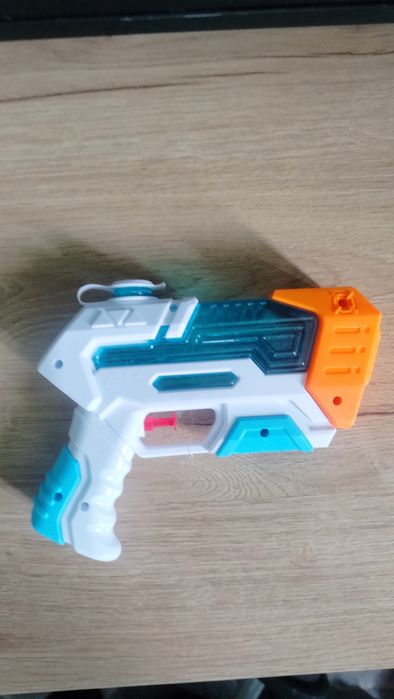 Pistolet psikawka na wodę
