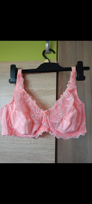 Biustonosz damski 95 d