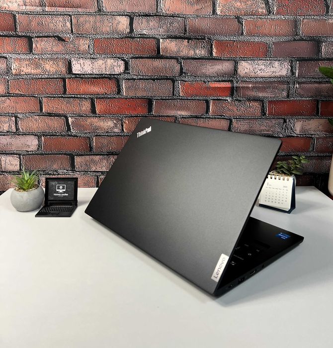 Ноутбук Lenovo ThinkPad E14 G2·i5-1135G7·16GB+SSD256·14"IPS·2022 рік