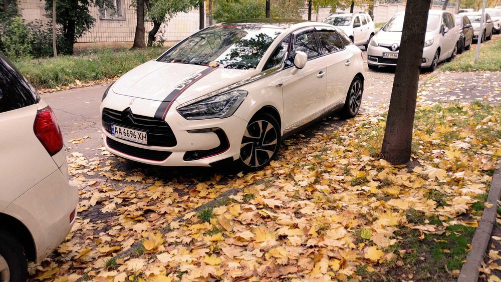 DS 5 Citroen 2012