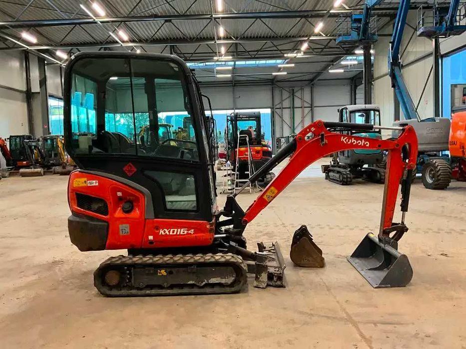 Wynajem minikoparki koparko ładowarka minikoparka koparka