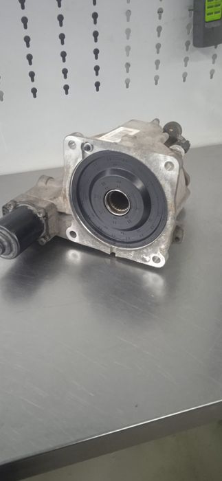 Муфта підключення заднього моста,хундай сантафе,ix 35.