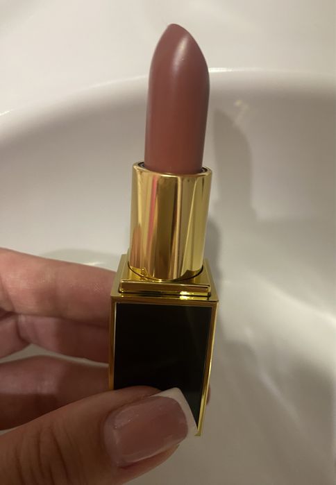 Помада-стик Tom Ford Lip Color Matte